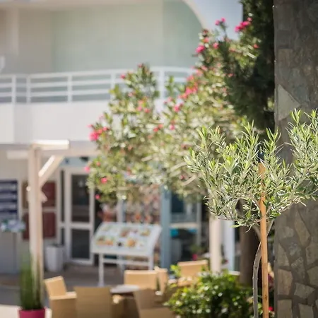 Hotel Essential Summer (adults Only) 2*